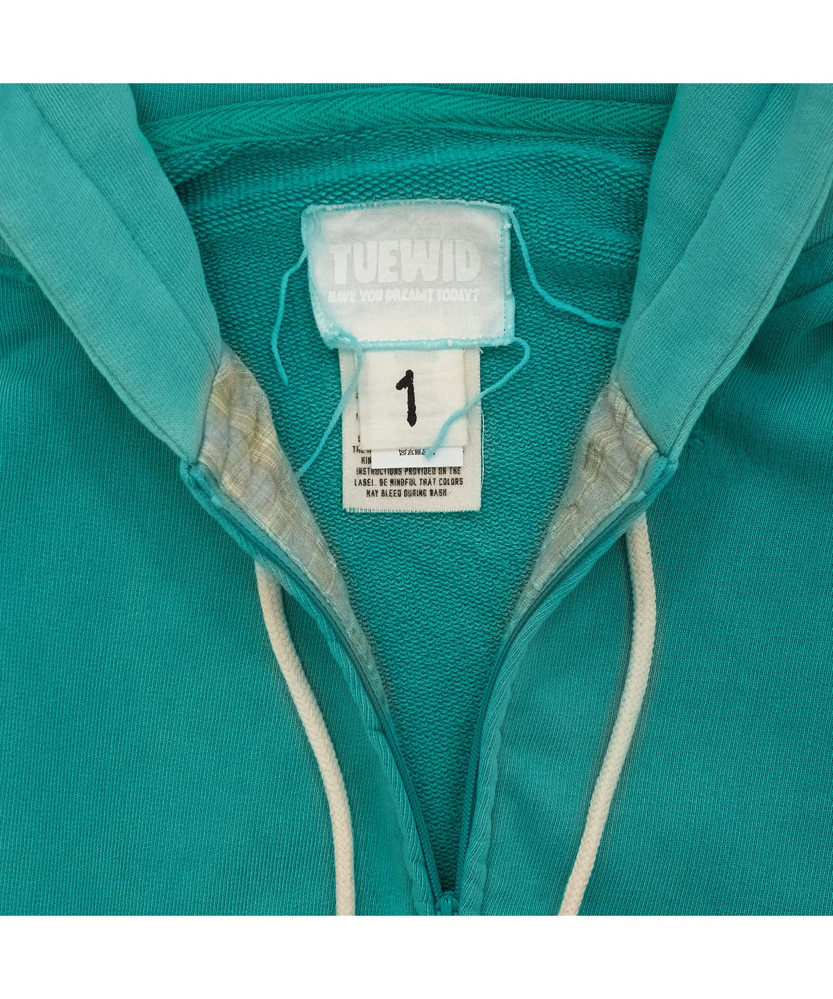 투위드(TUEWID) tuewid classic embroidery set up zip-up in turquoise