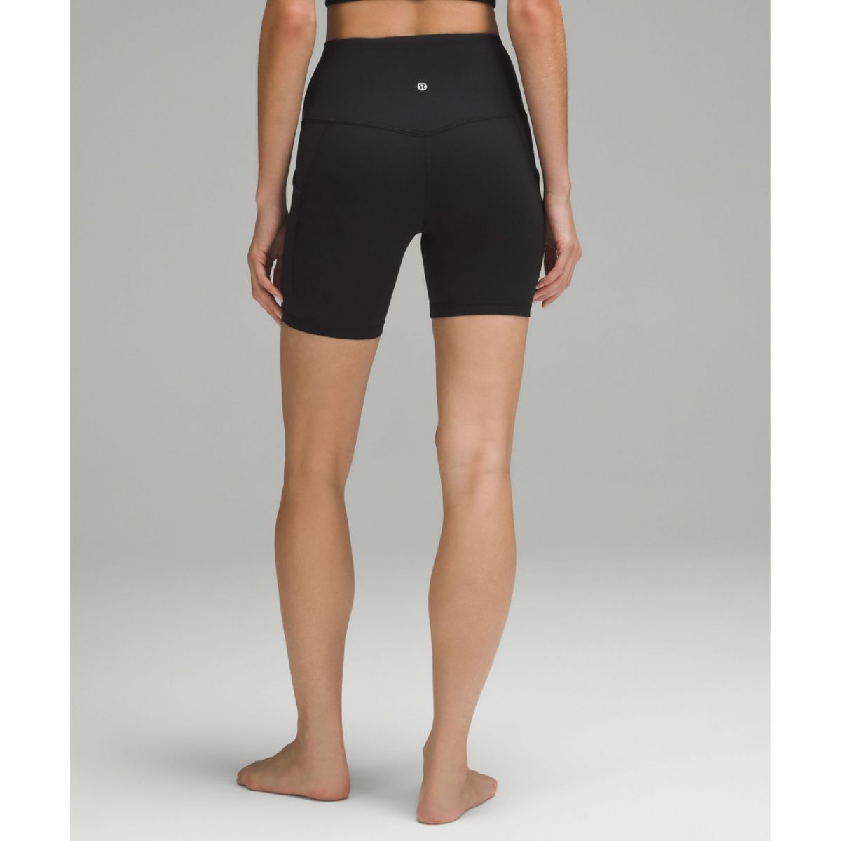 룰루레몬(LULULEMON) Align™ 하이라이즈 쇼츠 위드 포켓 6inch  BLK
