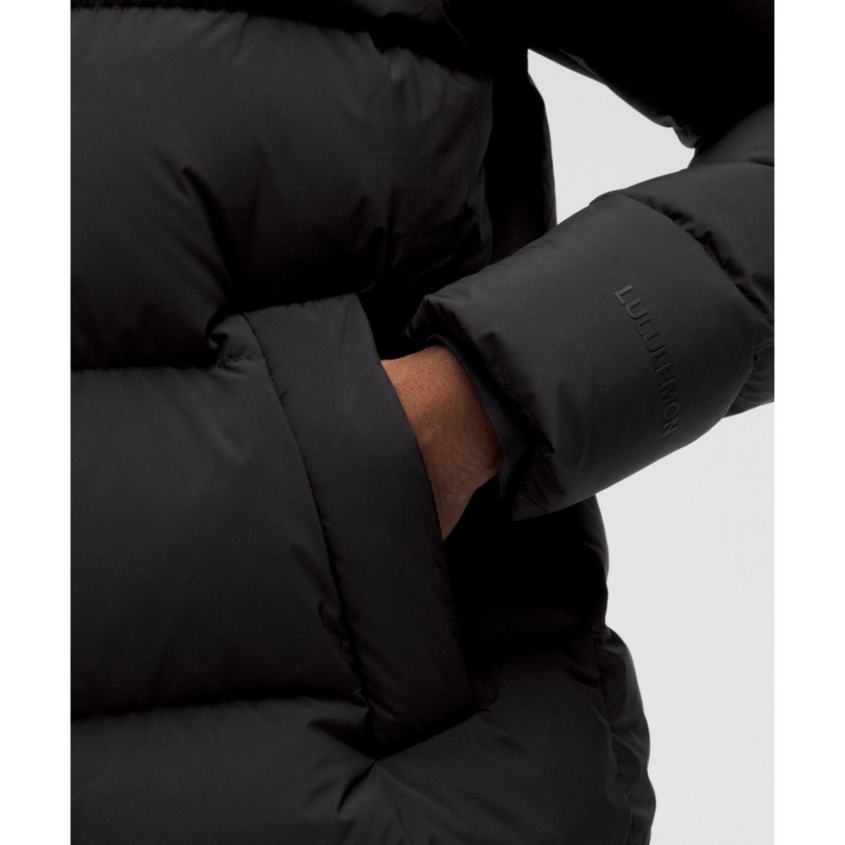 룰루레몬(LULULEMON) 원더 퍼프 600 다운 필 재킷  BLK
