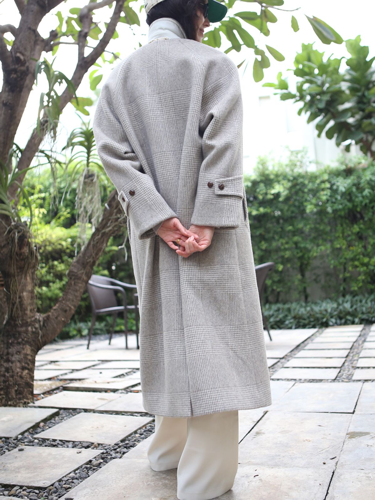 고저(GOZER) GLEN CHECK RAGLAN CHECK OVER COAT_BEIGE