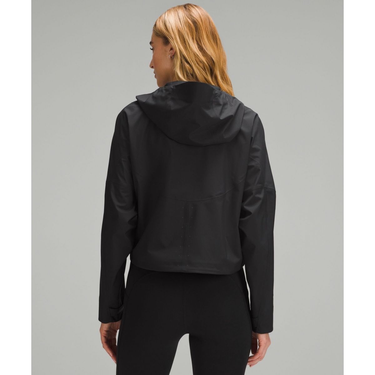 룰루레몬(LULULEMON) 레인 체이서 재킷  BLK