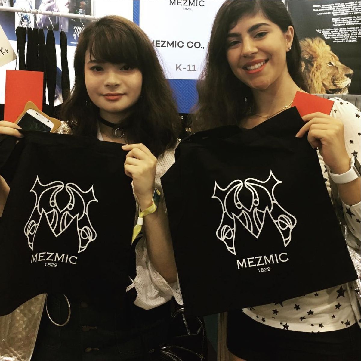 매즈믹(MEZMIC) MEZMIC1829 LOGO ECO BAGMEZMIC1829 로고 에코백