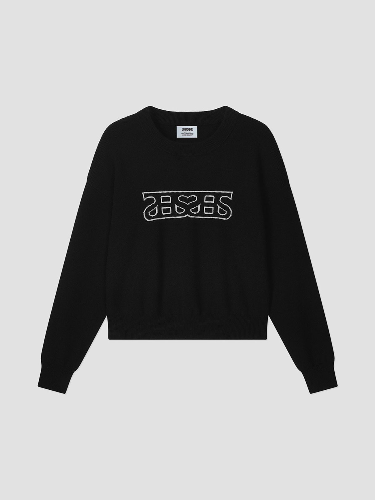 앤하츠(ANNEHEARTS) Heartlogo Round Knit Black