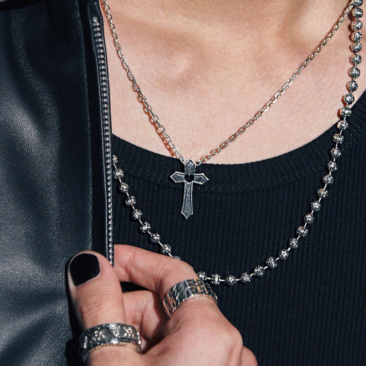 어나니머스아티즌(ANONYMOUS ARTISAN) Oldschool Heart Cross Pendant