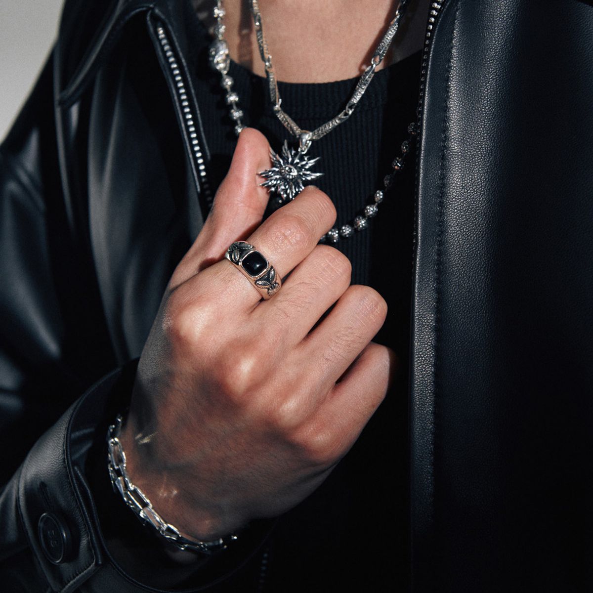 어나니머스아티즌(ANONYMOUS ARTISAN) Western Stone Ring - Onyx
