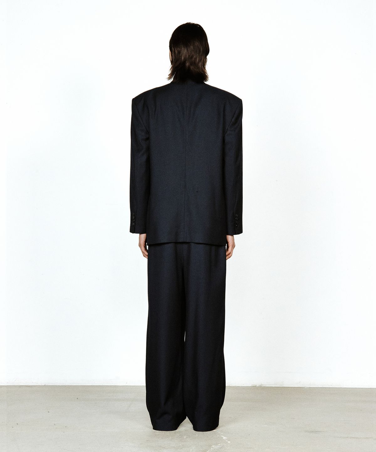유지(YUJI) ACRE DOUBLE BREAST TAILORED JACKET NAVY