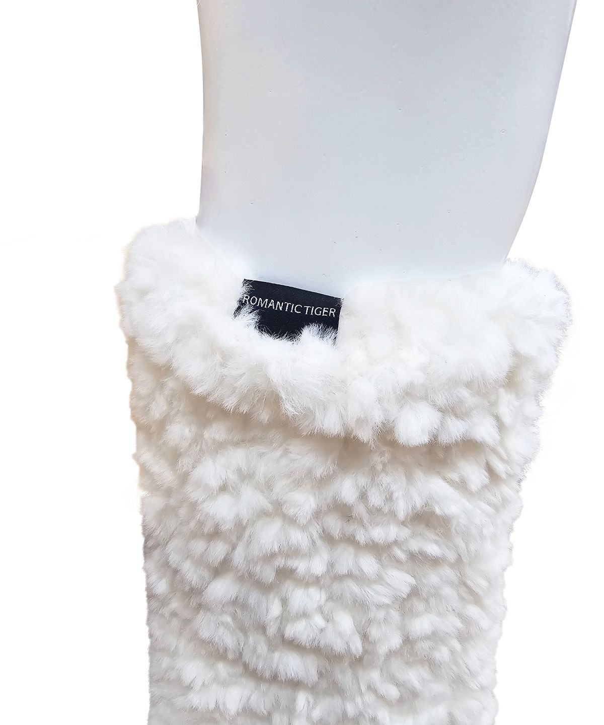 로맨틱타이거(ROMANTIC TIGER) hug me fur leg warmer (white)