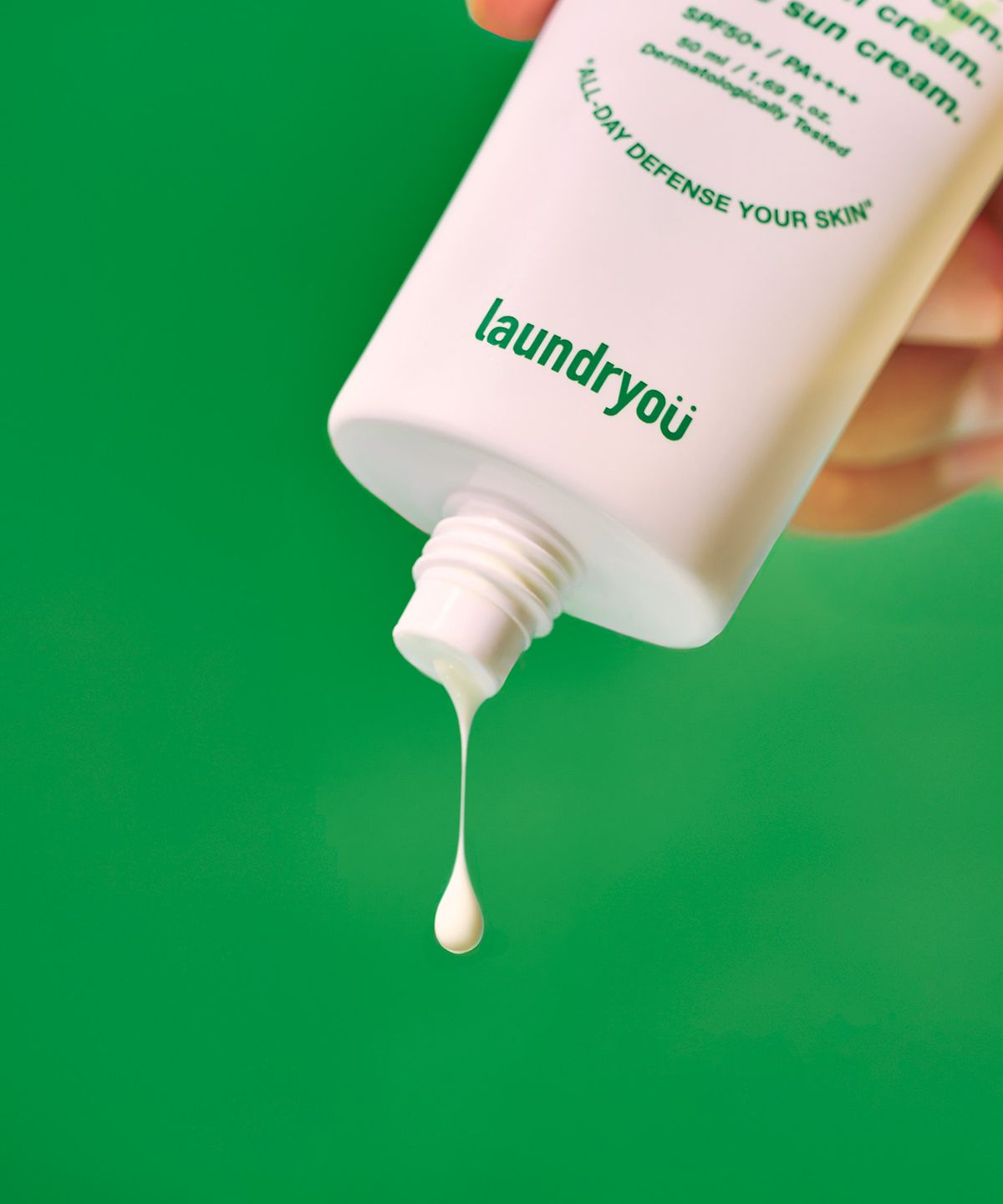 런드리유(LAUNDRYOU) 모이스처 선크림 워터리 50ml