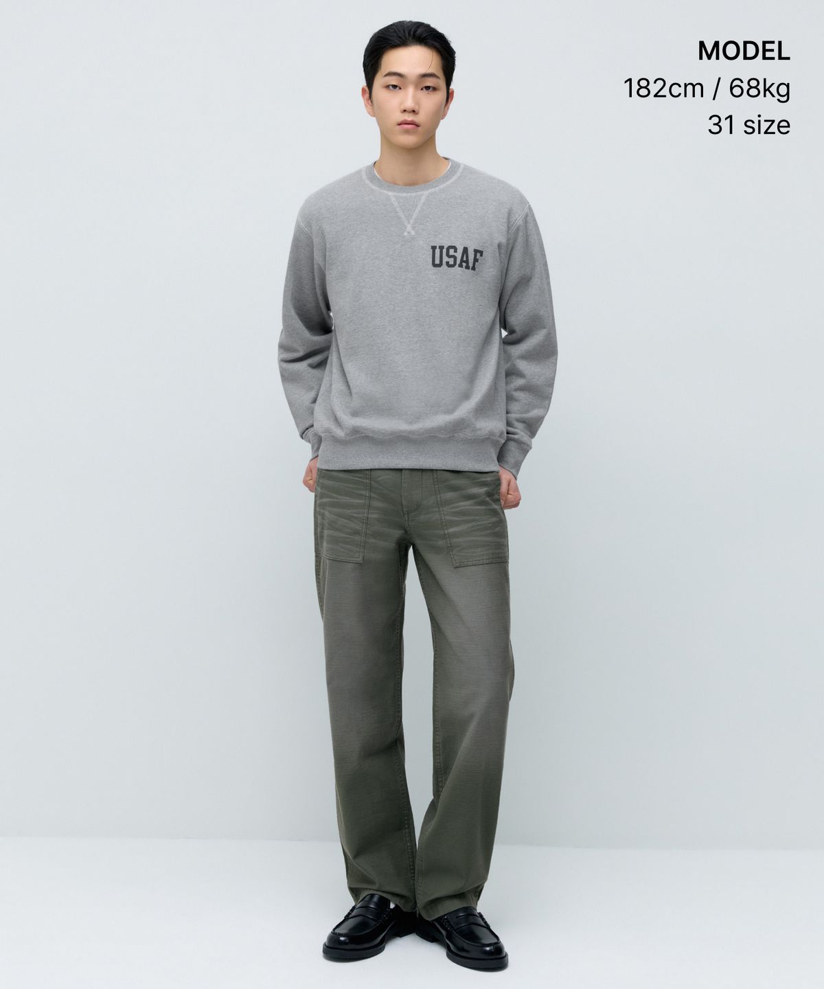 무신사 스탠다드(MUSINSA STANDARD) 페이디드 백사틴 퍼티그 팬츠 [카키]