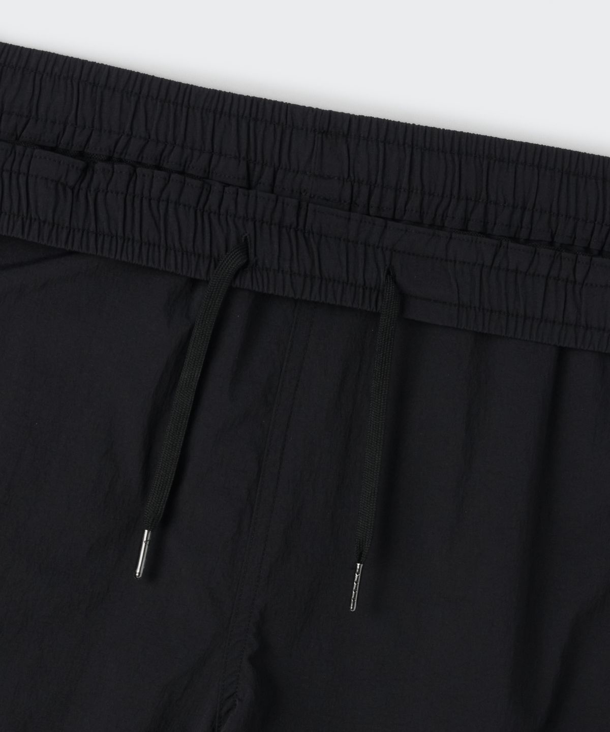 무신사 스탠다드(MUSINSA STANDARD) [쿨탠다드] 나일론 스트레치 밴딩 쇼츠 [블랙]