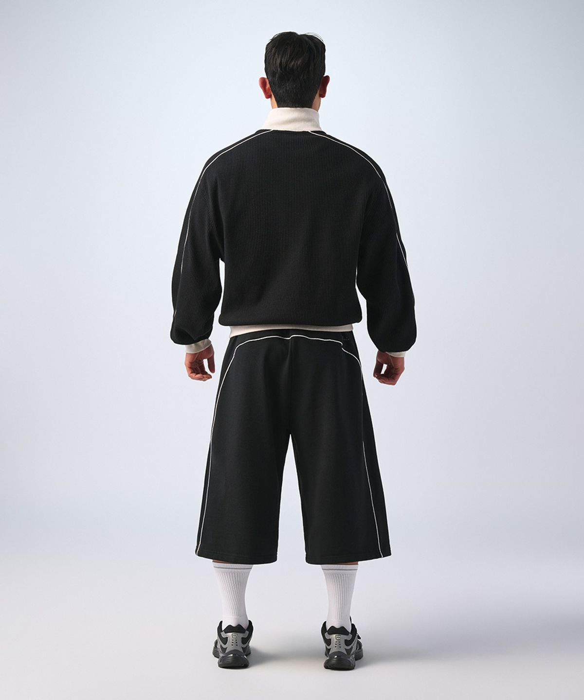 무신사 스탠다드 스포츠(MUSINSA STANDARD SPORTS) 와플 오버핏 트랙탑 (3color)