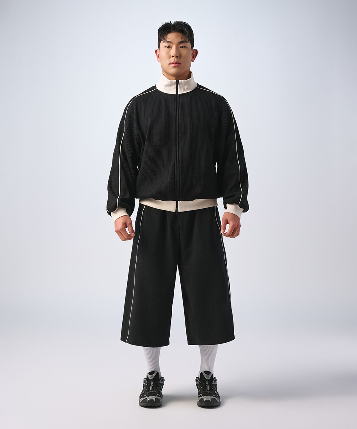 무신사 스탠다드 스포츠(MUSINSA STANDARD SPORTS) 와플 오버핏 트랙탑 (3color)