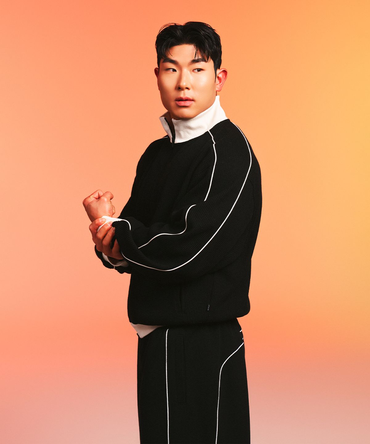 무신사 스탠다드 스포츠(MUSINSA STANDARD SPORTS) 와플 오버핏 트랙탑 (3color)