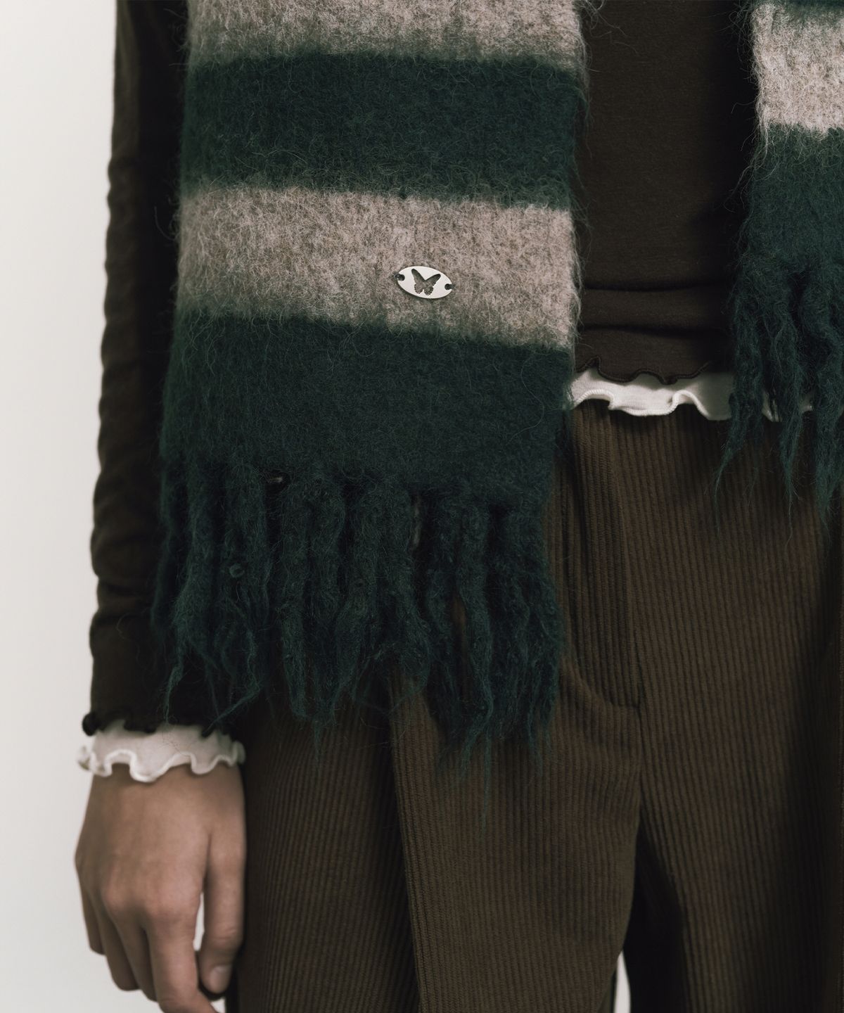 닉앤니콜(NICK&NICOLE) STRIPE HAIRY FRINGE MUFFLER_GREEN