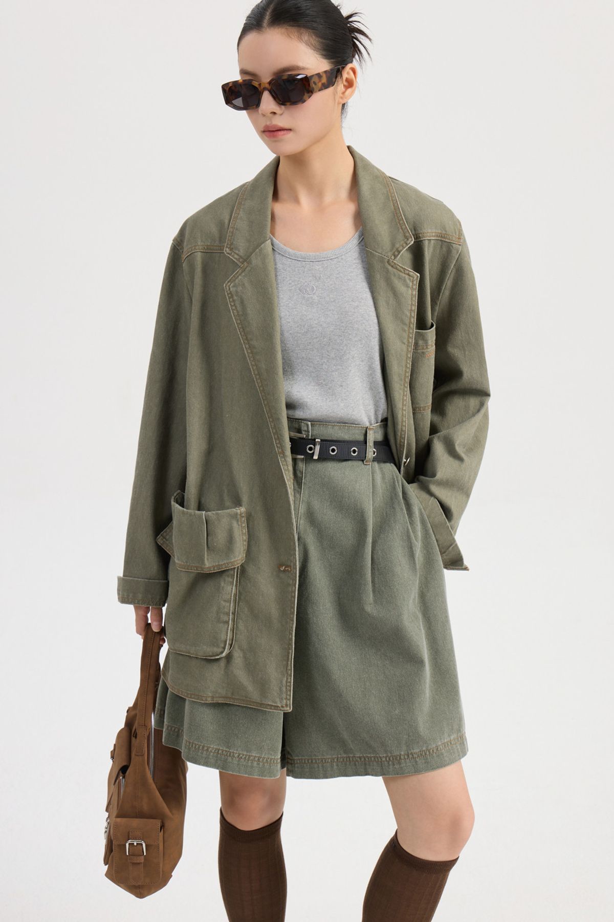 럭키슈에뜨(LUCKY CHOUETTE) Washing Denim Back Banding Shorts (khaki) LFPDW25230KHX