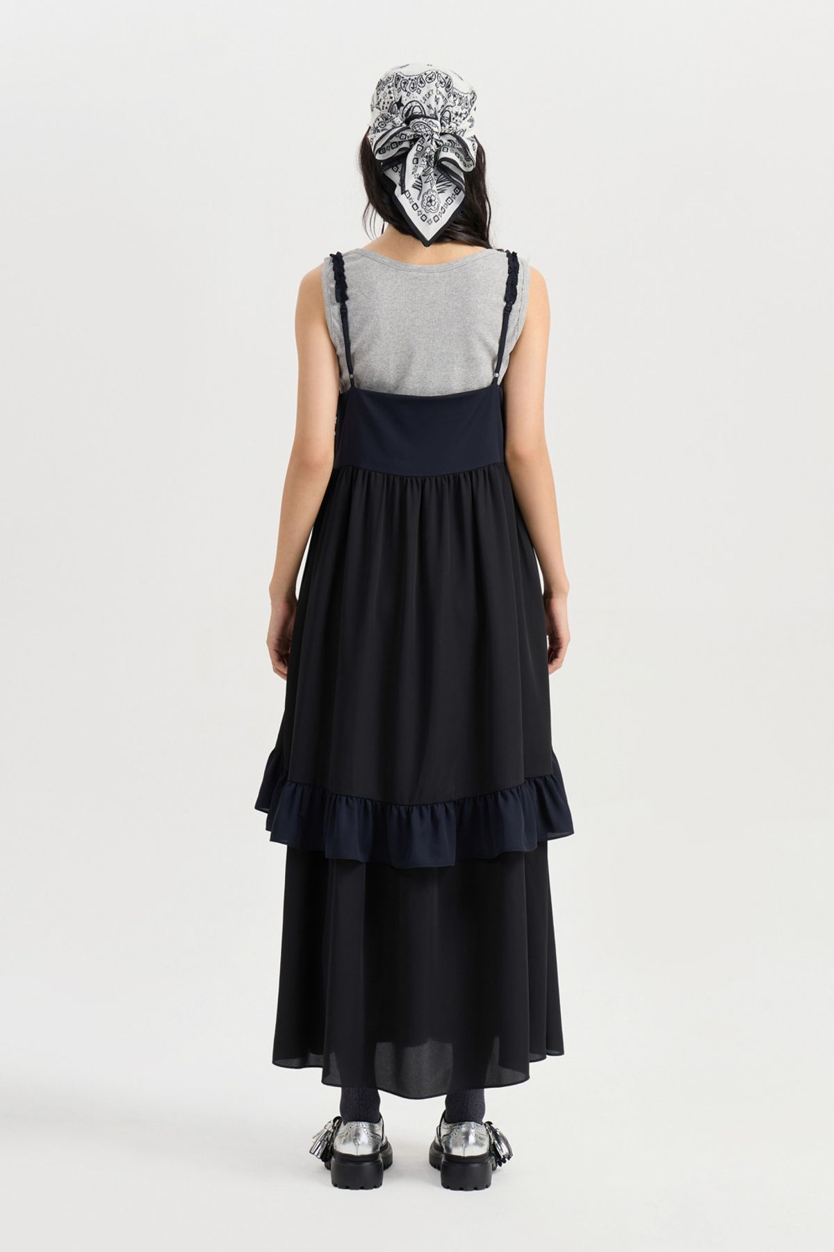 럭키슈에뜨(LUCKY CHOUETTE) Coloration Frill Layering Dress (black) LFDAW25210BKX