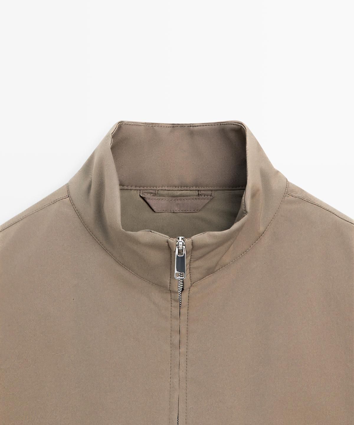 마시모두띠(MASSIMO DUTTI) 워터레펠 패딩 자켓 하이넥 디테일