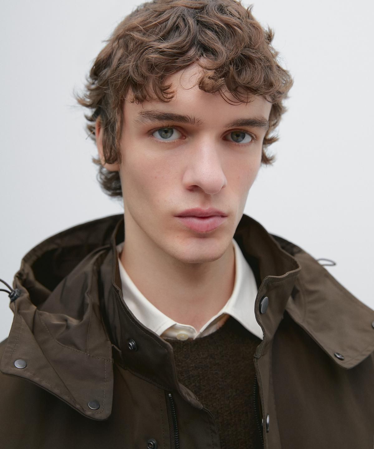 마시모두띠(MASSIMO DUTTI) 디테처블 라이닝 롱 테크니컬 파카