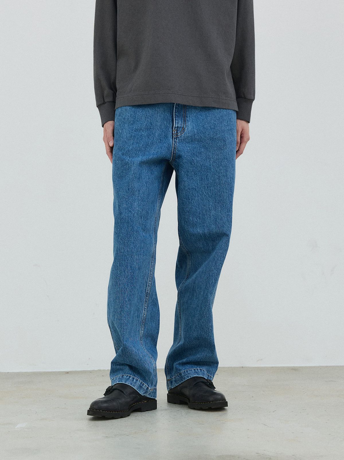 플라비즘(PLAVISM) Wide Fit Washed Denim - Light Blue