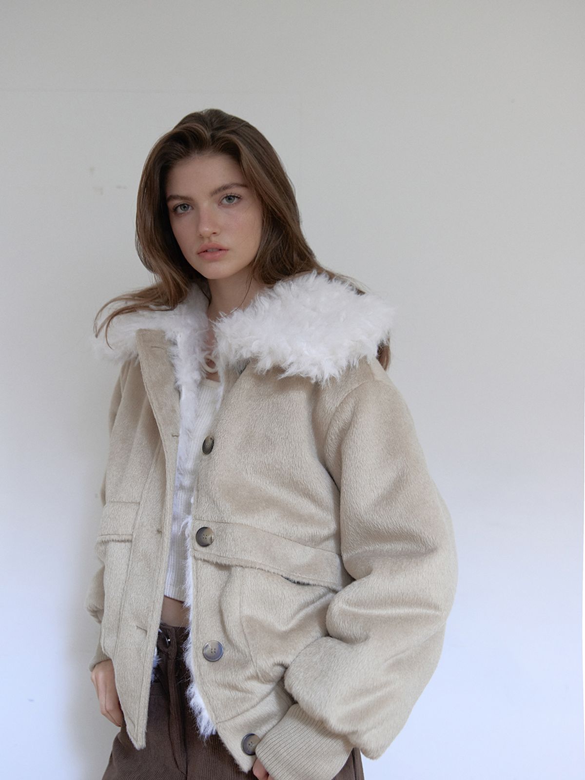 아수라(ASURA) COLLOR FUR REVERSIBLE JUMPER (BEIGE)