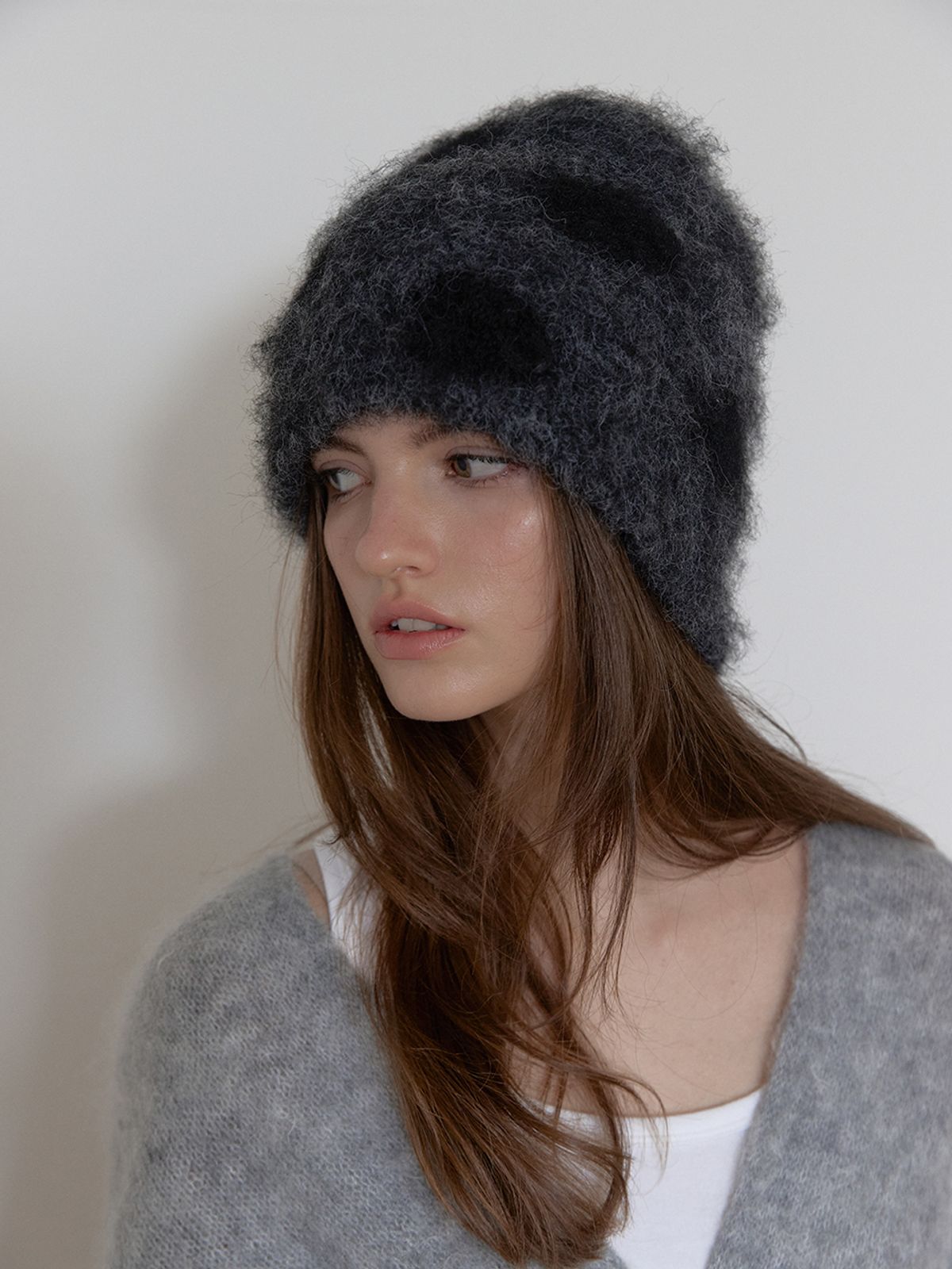 아수라(ASURA) DOT BLUSH BEANIE (GREY)