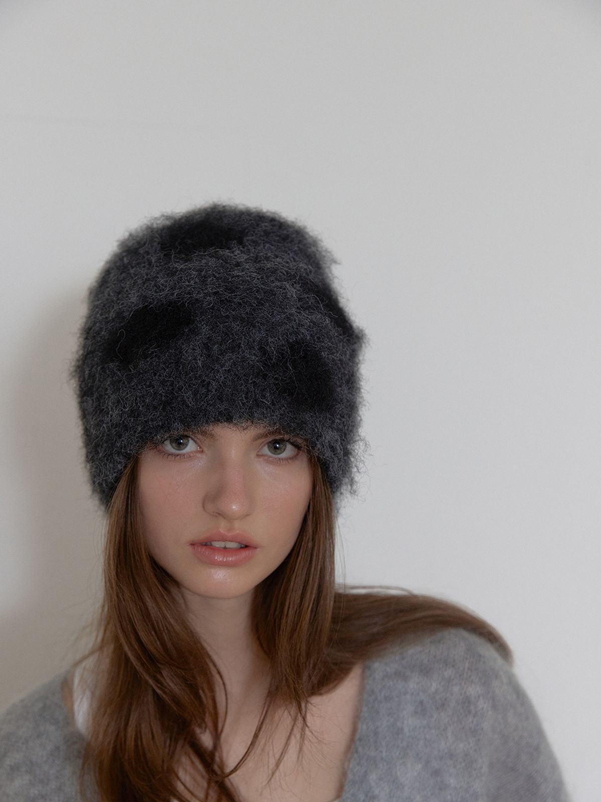아수라(ASURA) DOT BLUSH BEANIE (GREY)