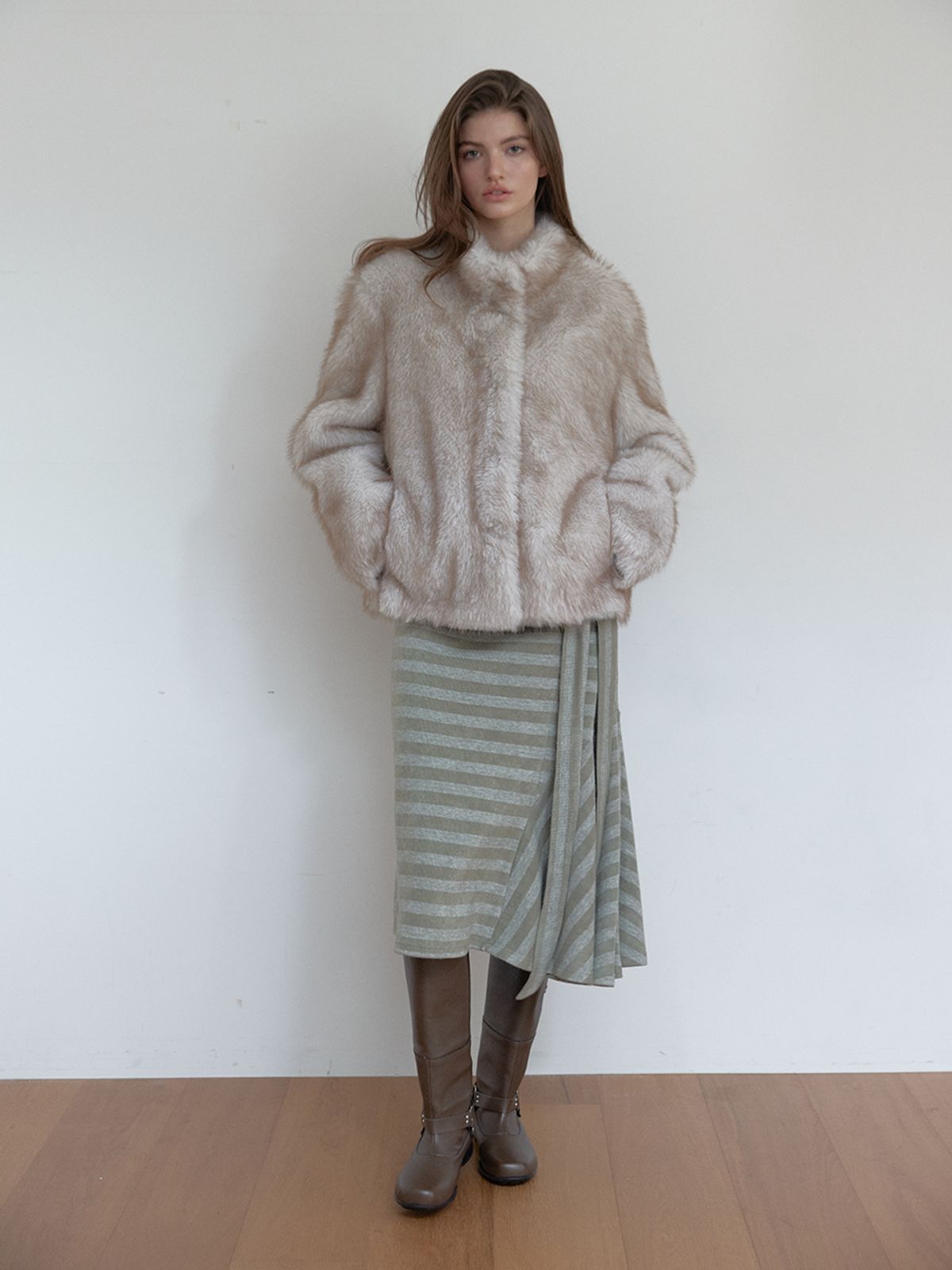 아수라(ASURA) MIST TONE FUR JACKET (IVORY)