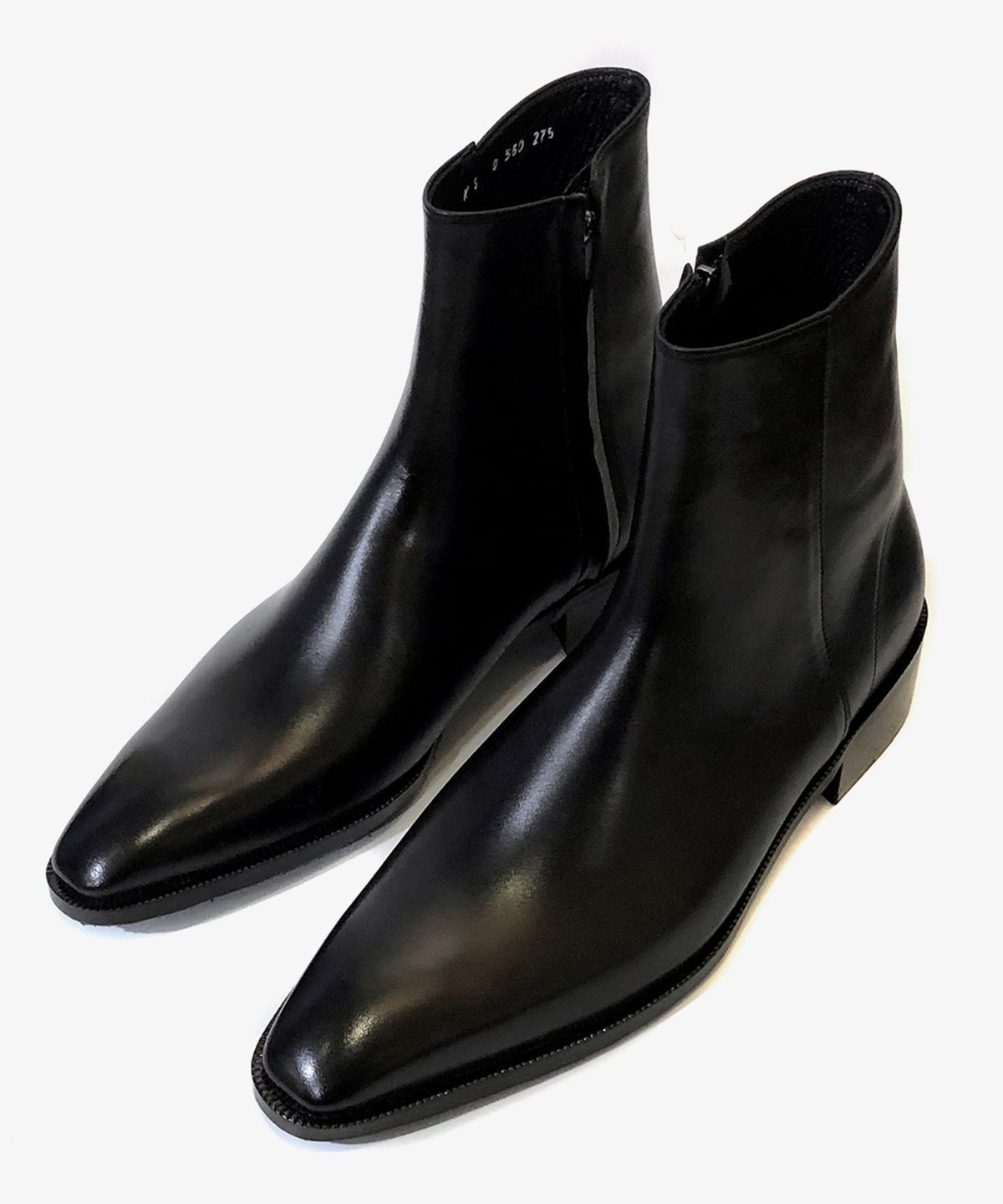 조앤슈(JOENSHOE) 클래식 느와르 사이드지퍼 부츠 블랙