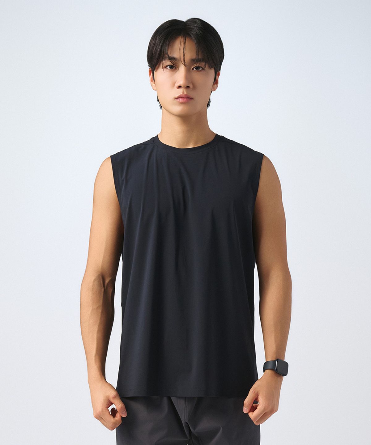 무신사 스탠다드 스포츠(MUSINSA STANDARD SPORTS) 라이트플렉스 슬리브리스 (2color)