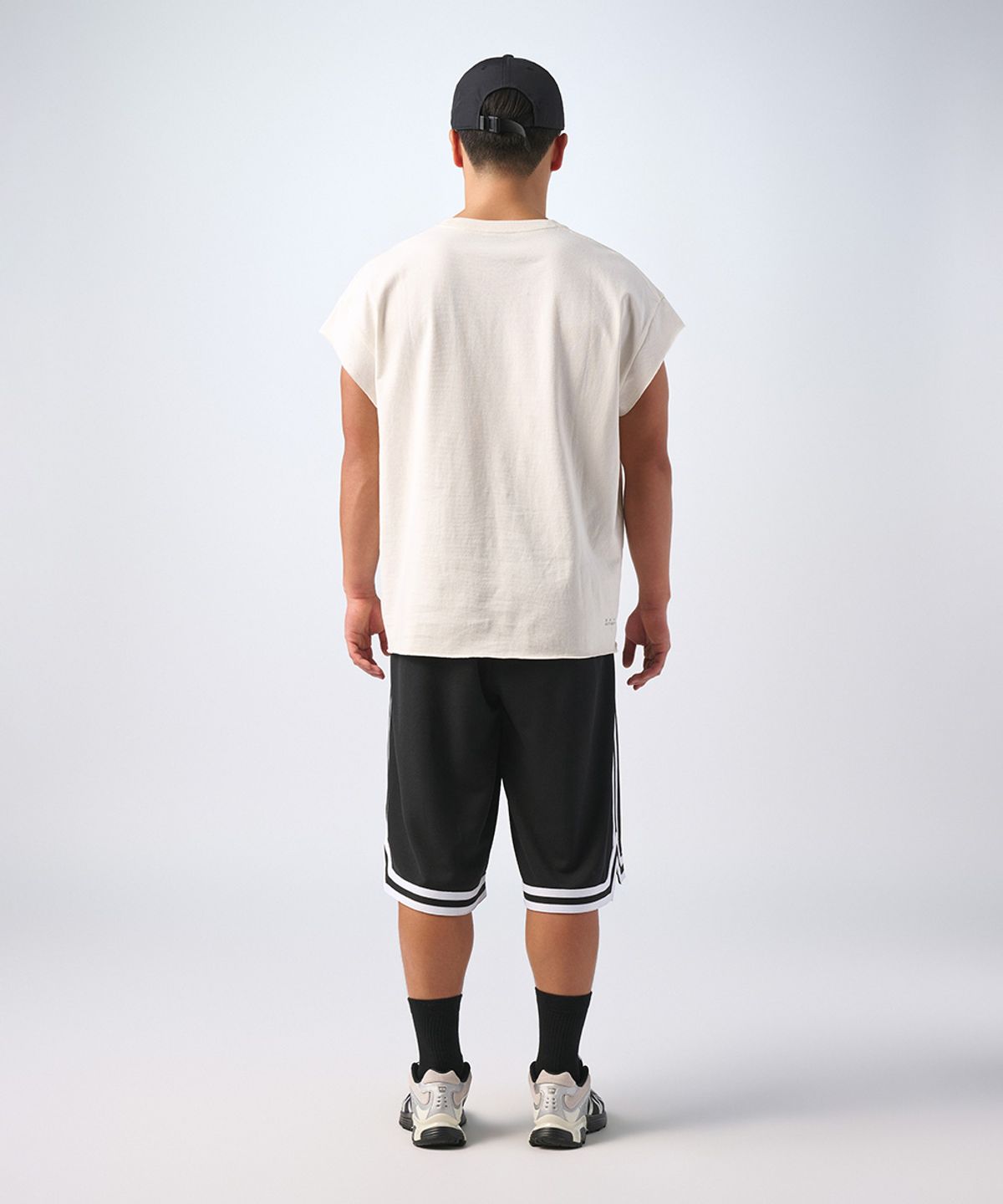무신사 스탠다드 스포츠(MUSINSA STANDARD SPORTS) 코튼 루즈핏 캡슬리브리스 (4color)