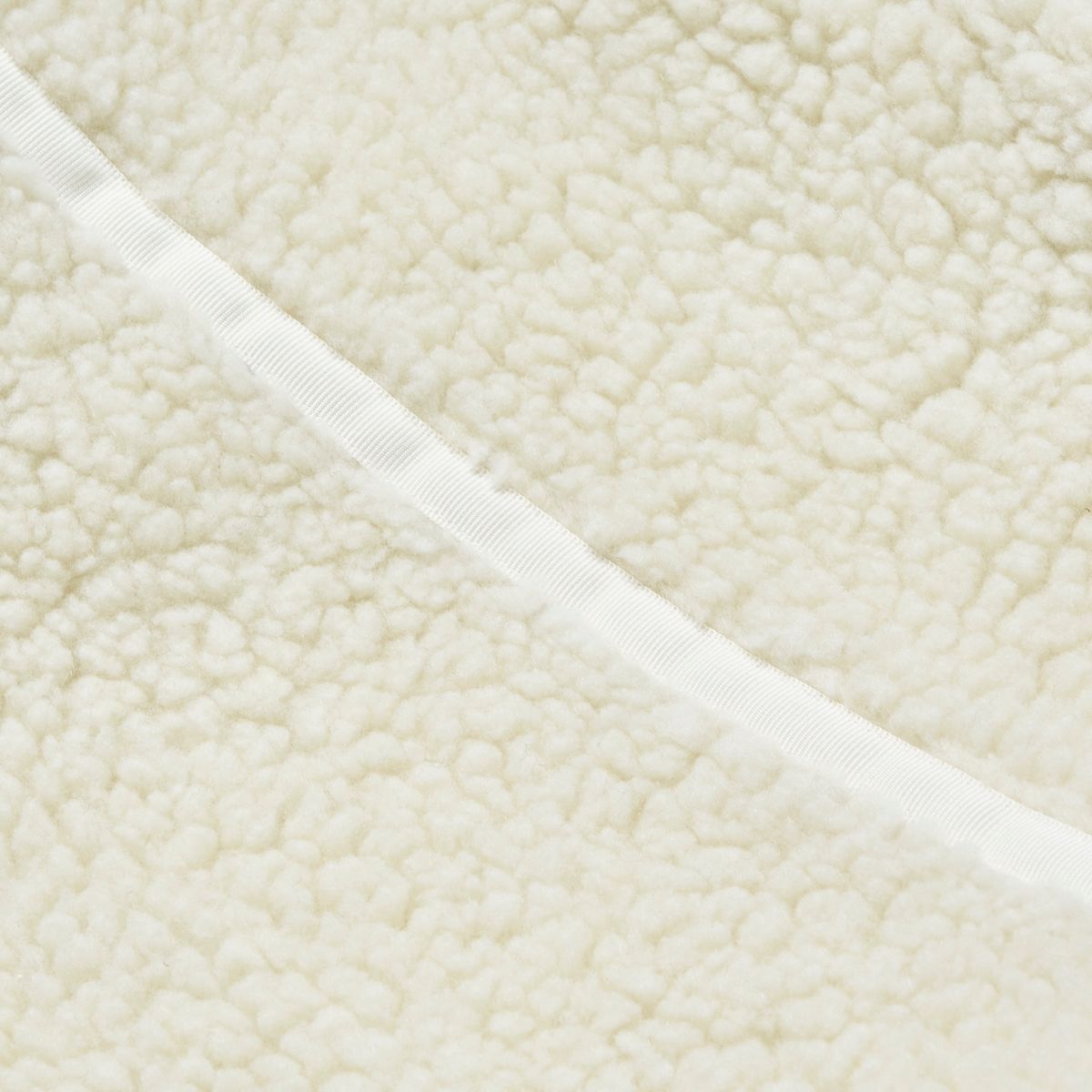 가먼츠팹(GARMENTS FAB) Flower Crochet Sherpa Jacket (CREAM)