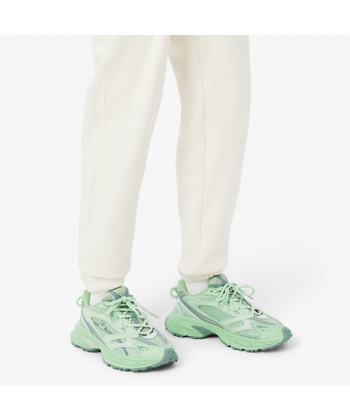 라코스테(LACOSTE) 여성 L003 Neo Shot 스니커즈 RZ9007W55G GG2