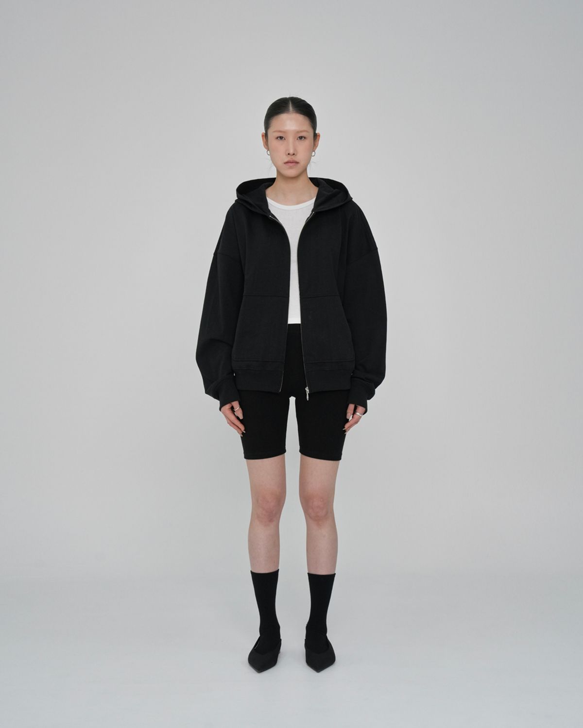구보(GUVO) Light-duty zip-up hoodie, black