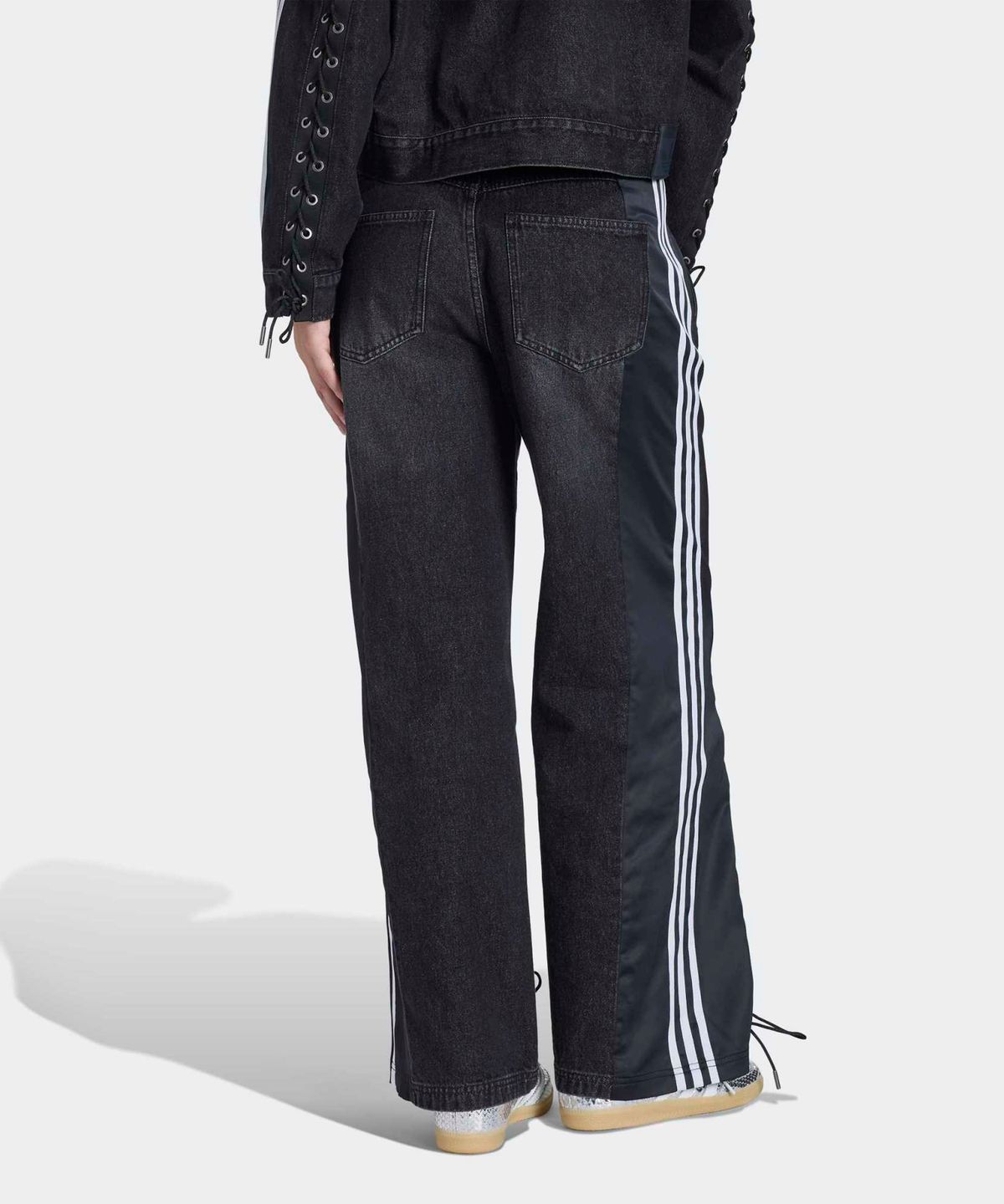 아디다스(ADIDAS) 데님 파이어버드 레이싱 트랙 팬츠 - 블랙 / KS3878