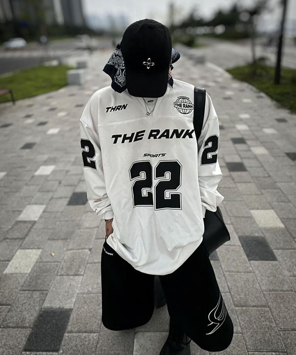 더랭크(THERANK) GLIDE SPORTS FOOTBALL JERSEY [OFF-WHITE]