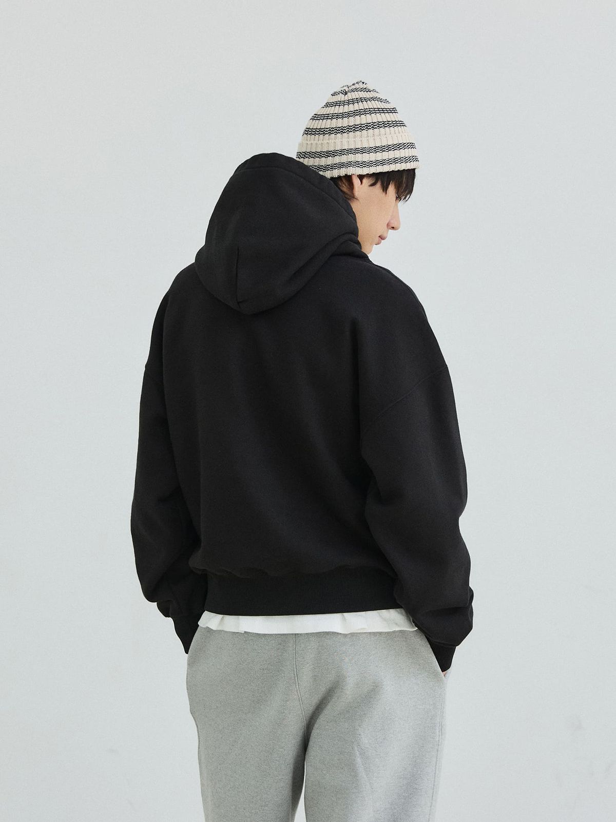 플라비즘(PLAVISM) Vintage Print Washed Hoodie - Black