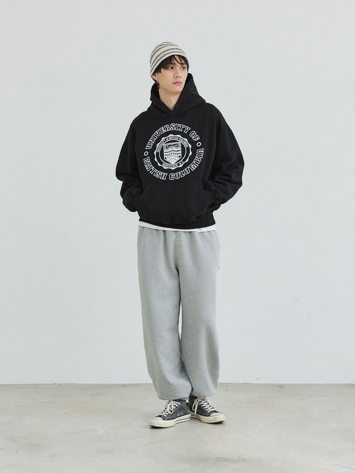 플라비즘(PLAVISM) Vintage Print Washed Hoodie - Black