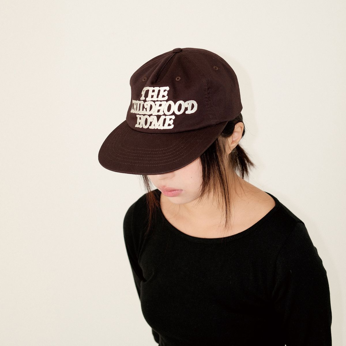 더 차일드후드 홈(THE CHILDHOOD HOME) HOME LOVERS CAP (Dark Brown)