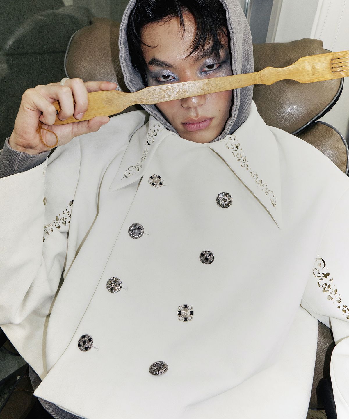 오기(OGI) 페이크 레더 크롭 재킷