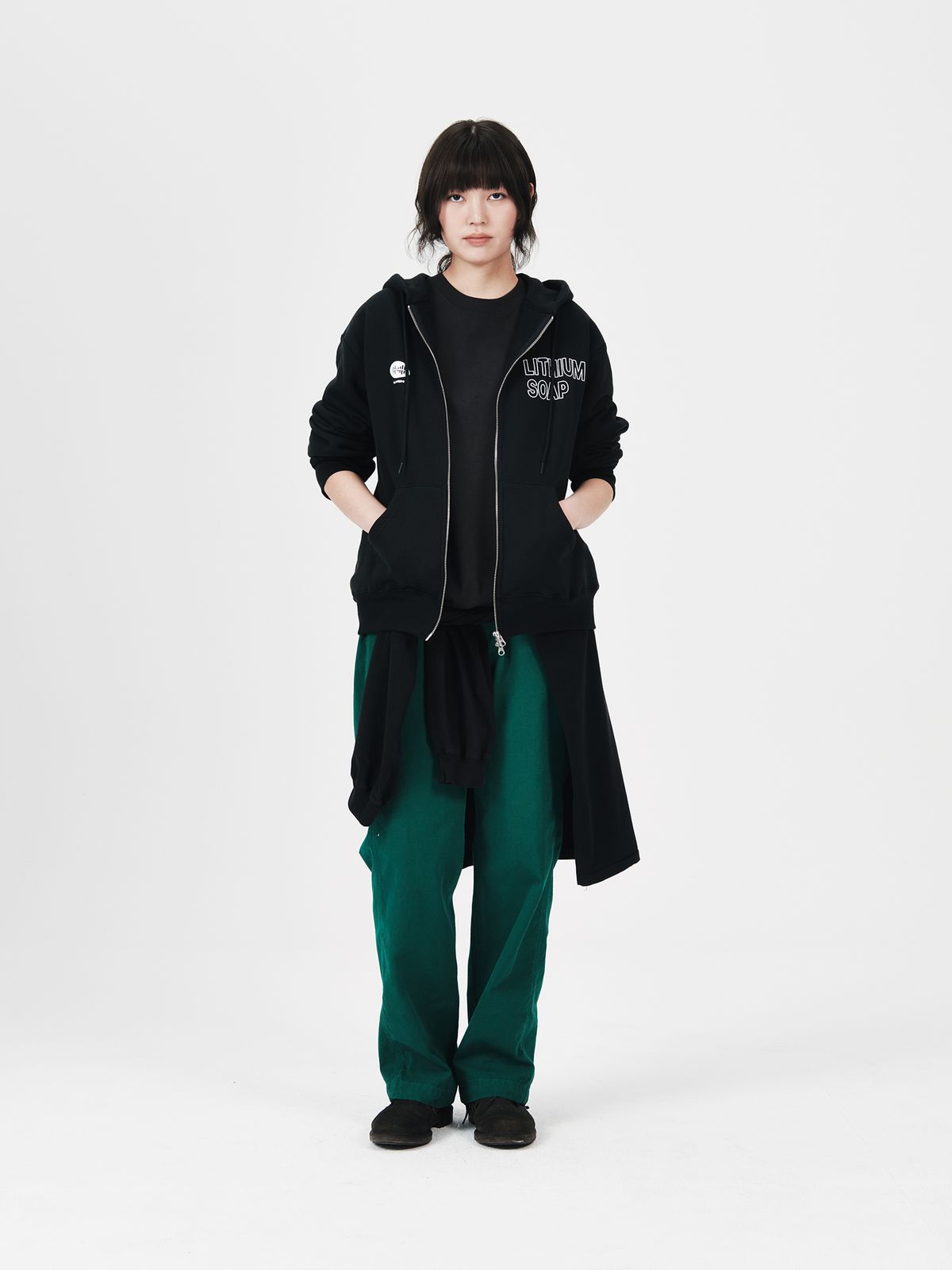 플라비즘(PLAVISM) ZIP-UP HOODIE - BLACK