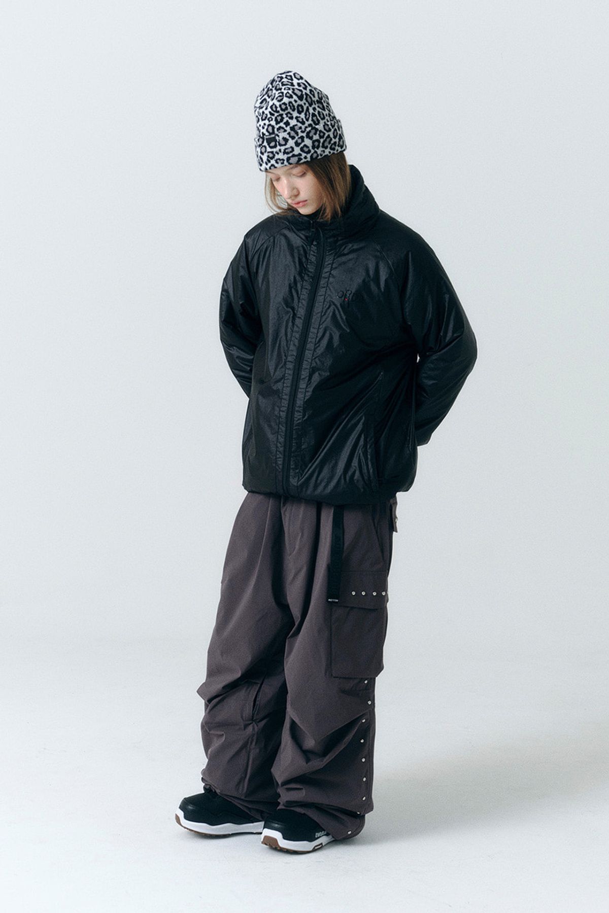 헬로우(HELLOW) 25 산그리메 인슐레이션 자켓 블랙