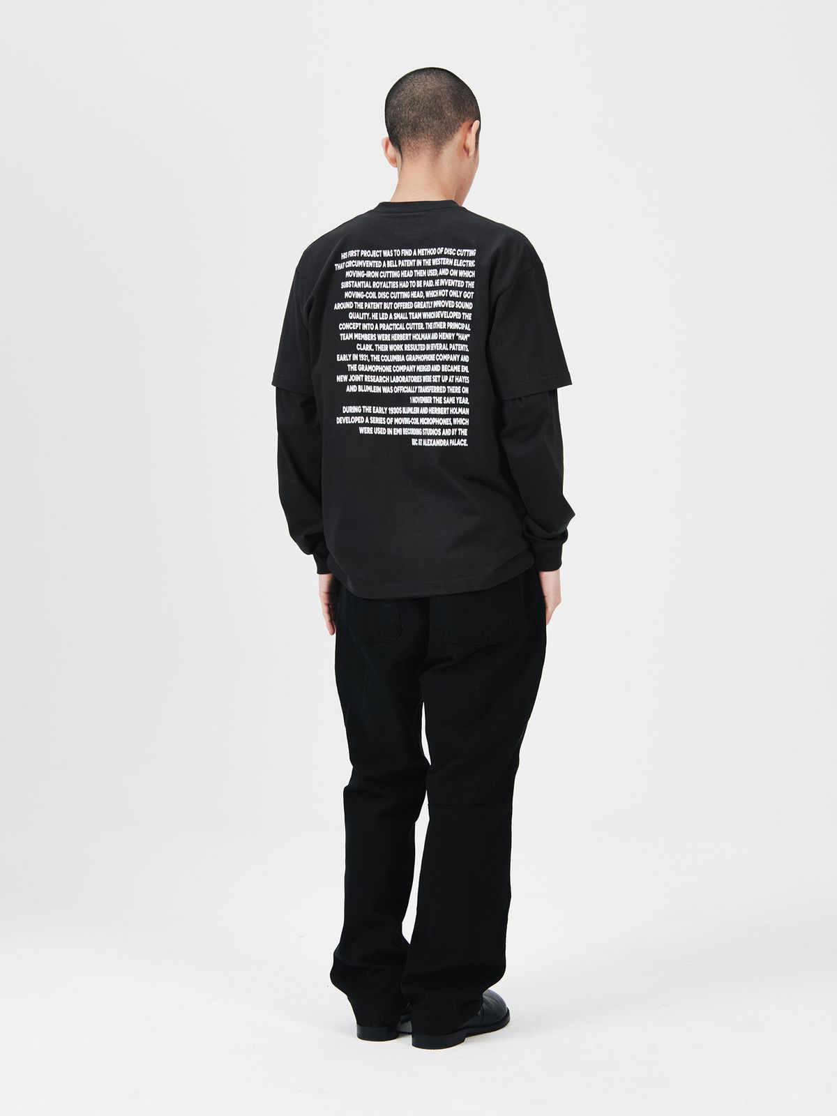 플라비즘(PLAVISM) TYPEFACE TEE- WHITE