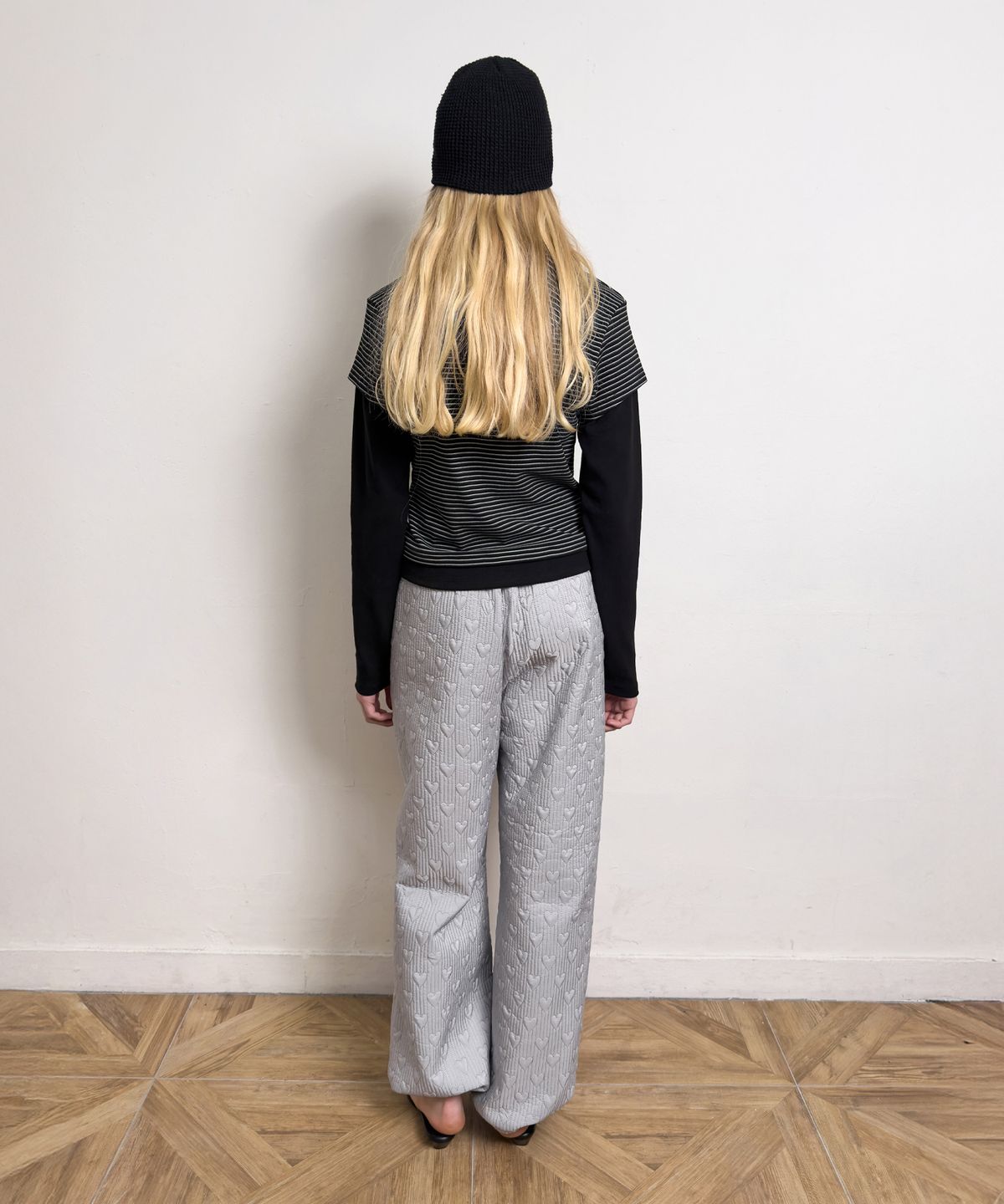 다이애그널(DIAGONAL) HEART STITCHED PADDING PANTS (light grey)