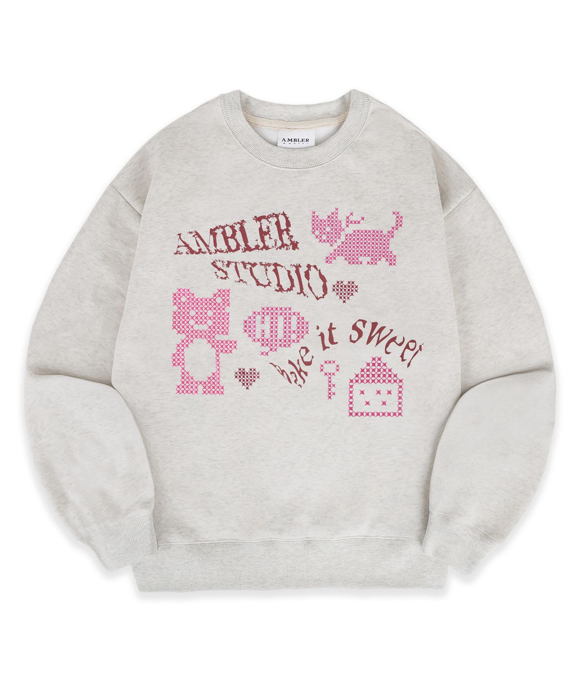 엠블러(AMBLER) Key 자수 맨투맨 티셔츠 AMM1321 (오트밀)