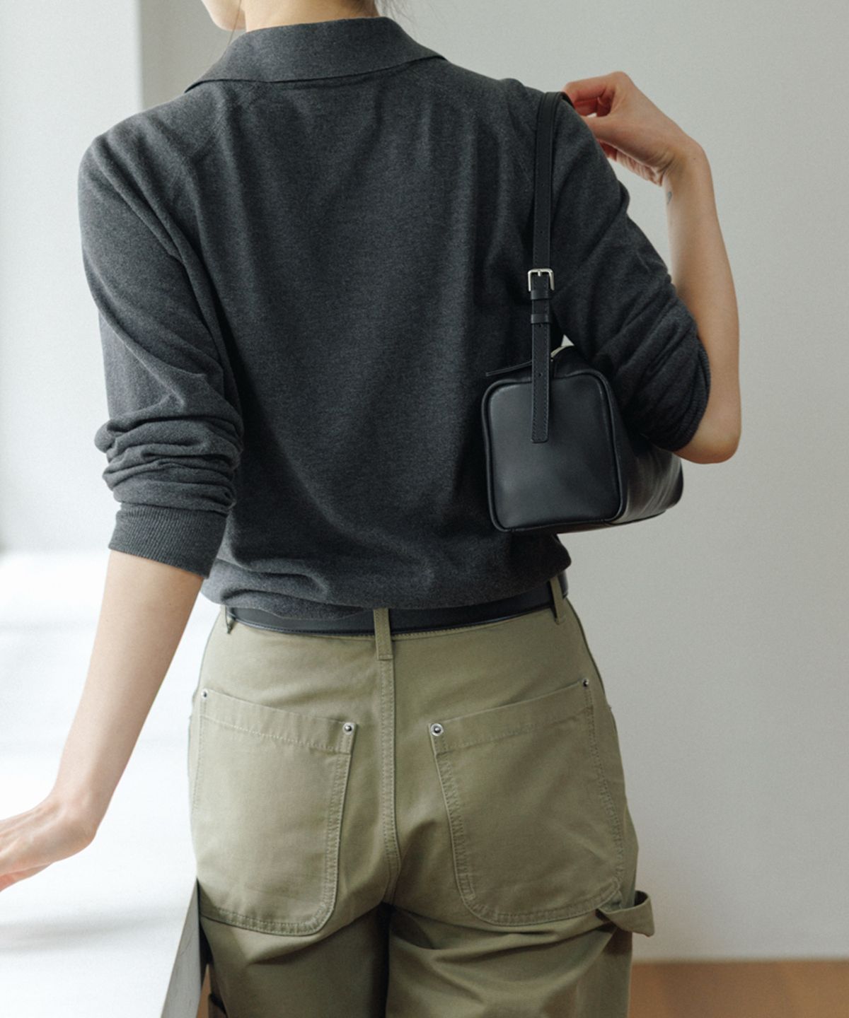 포이베(FOIVE) 멜로우 숄더 MELOU Shoulder Black