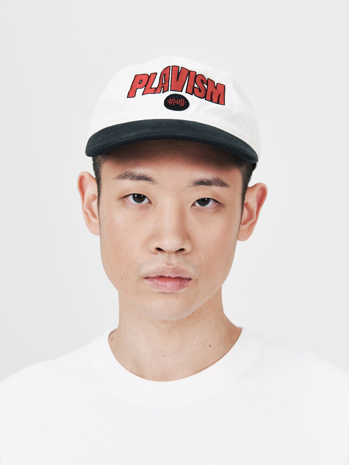 플라비즘(PLAVISM) BASIC PLAVISM CAP - WHITE/BLACK