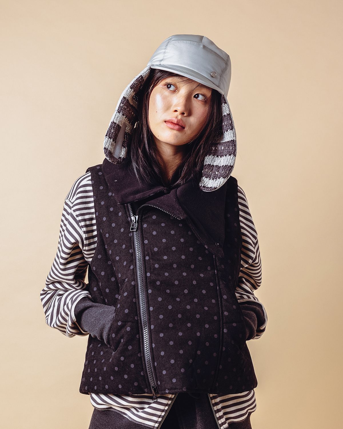 더뮤지엄비지터(THEMUSEUMVISITOR) PADDED TROOPER HAT (LIGHT GREY)