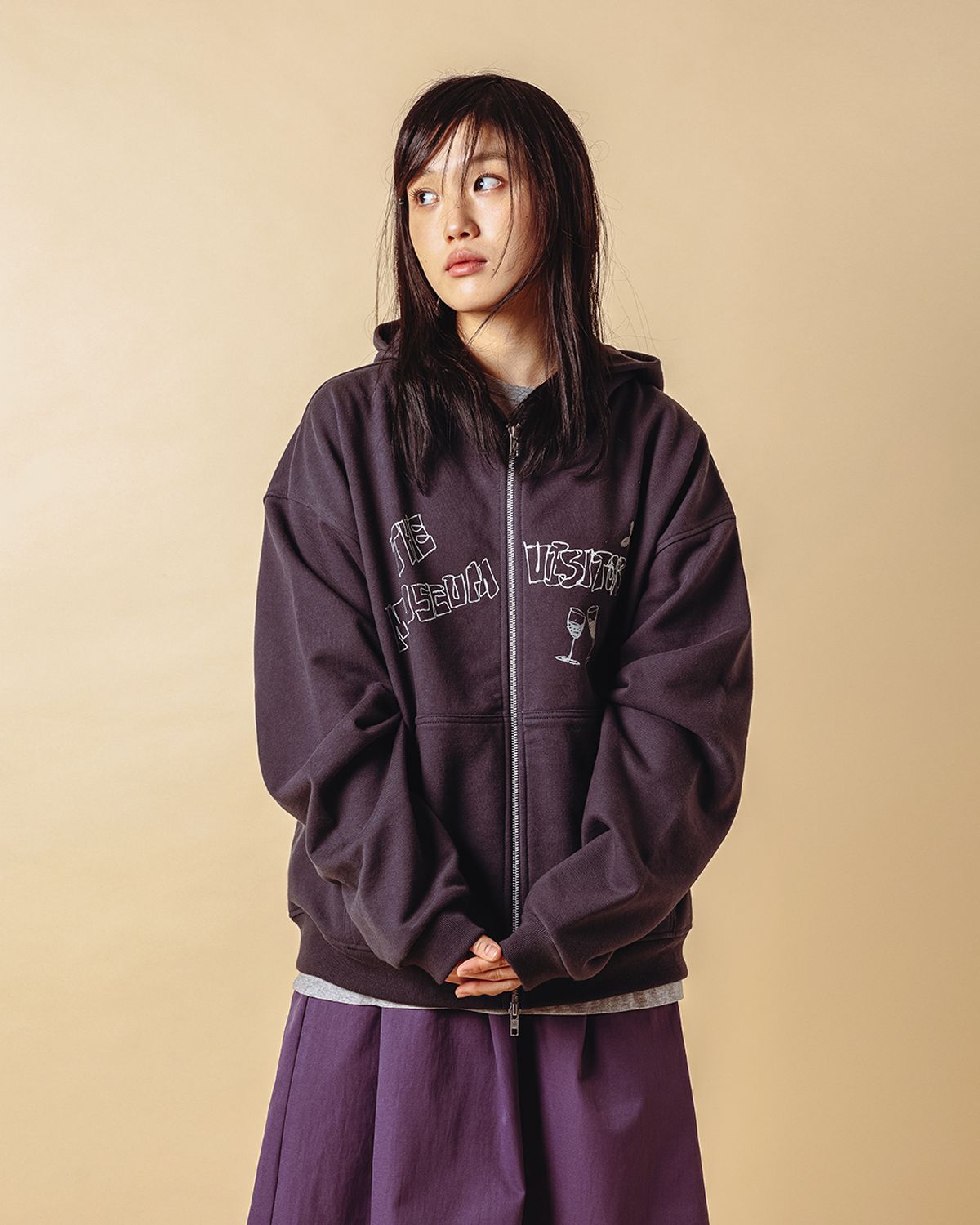 더뮤지엄비지터(THEMUSEUMVISITOR) DOODLE HOODIE ZIP UP (CHARCOAL)