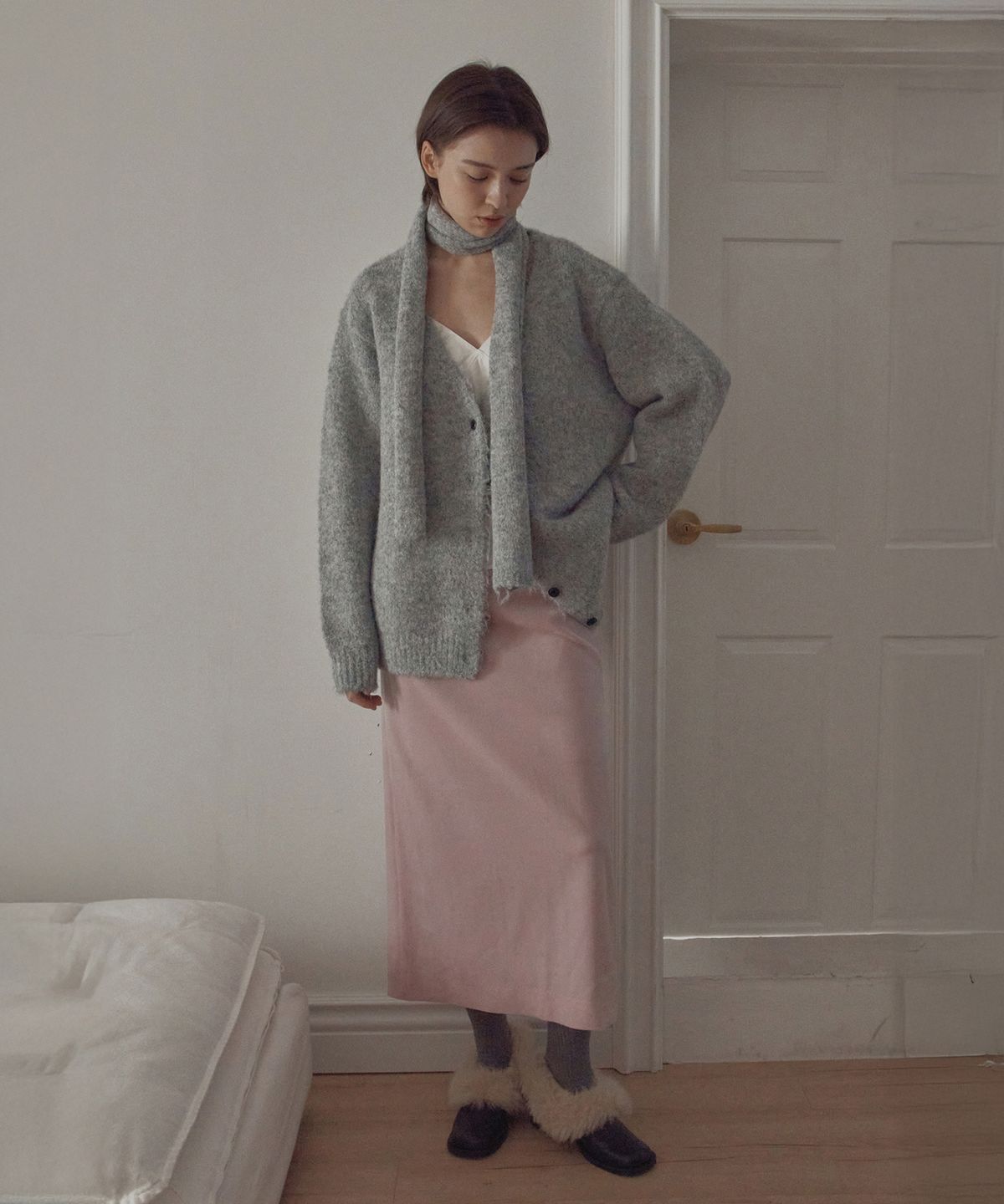 포에트서울(POETSEOUL) velour long skirt_light pink