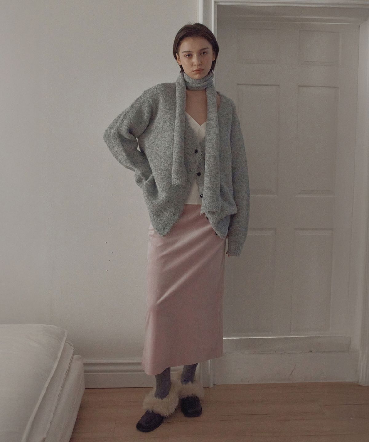 포에트서울(POETSEOUL) velour long skirt_light pink
